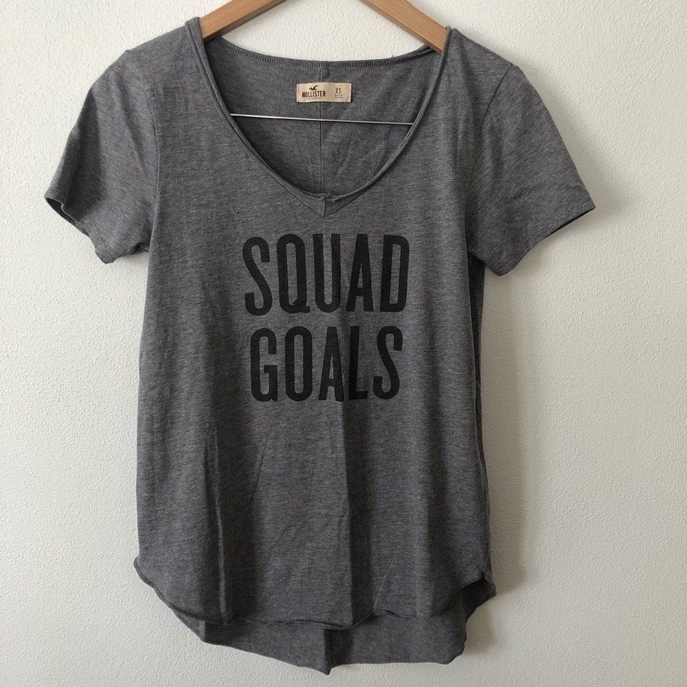 Hollister tee